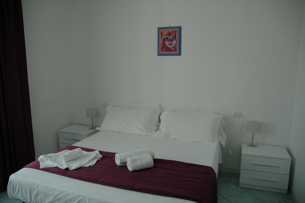 Albergo Dei 10 Colori Прокио Екстериор снимка